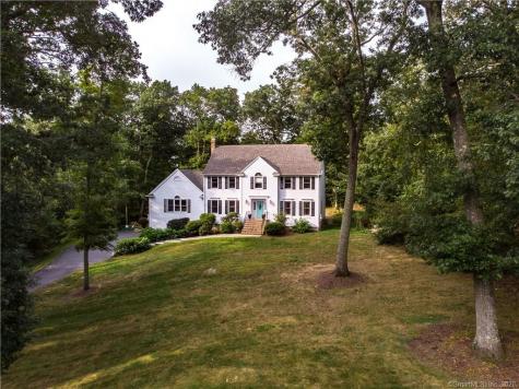 134 Silver Beech Road Southbury CT 06488