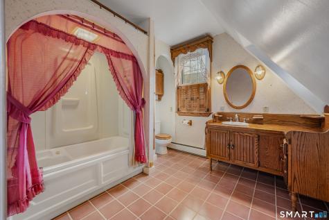 58 Sunnyside Avenue Norwich CT 06360