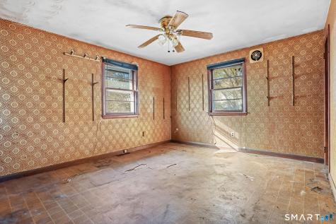 26 George Washington Turnpike Burlington CT 06013