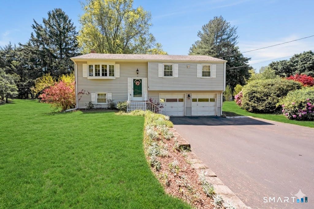 10 Susan Road Vernon CT 06066