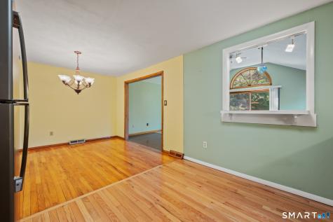 10 Susan Road Vernon CT 06066
