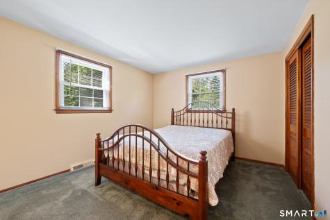 10 Susan Road Vernon CT 06066