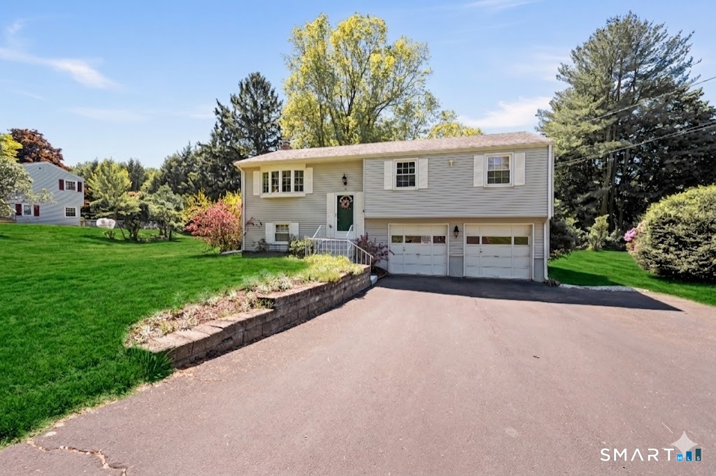 10 Susan Road Vernon CT 06066