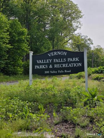 10 Susan Road Vernon CT 06066