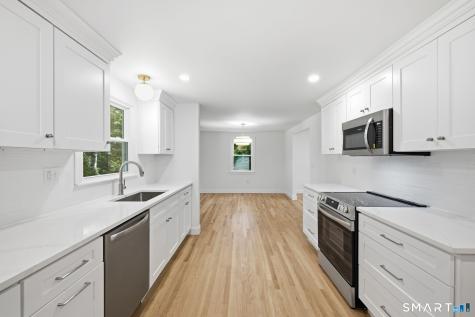 16 Chadwick Drive Old Lyme CT 06371