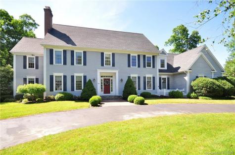 10 Scarborough Road Simsbury CT 06070