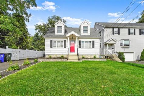 458 Castle Avenue Fairfield CT 06825