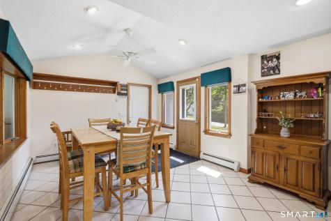 25 Hilltop Drive Portland CT 06480