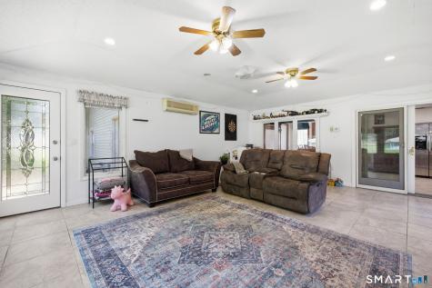 25 Hilltop Drive Portland CT 06480