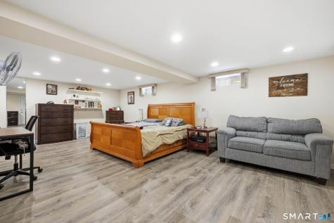 25 Hilltop Drive Portland CT 06480