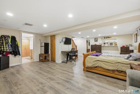 25 Hilltop Drive Portland CT 06480