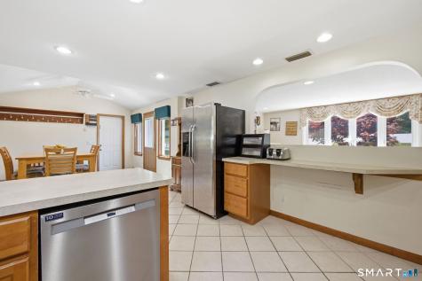 25 Hilltop Drive Portland CT 06480