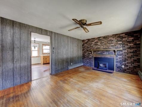 1 Carmella Terrace Enfield CT 06082