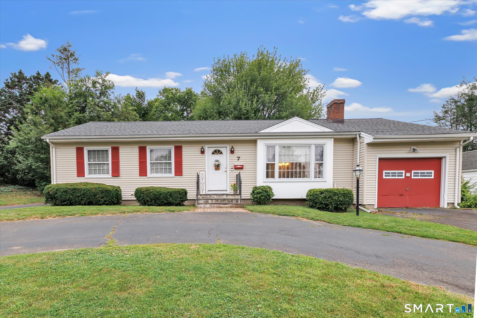 7 Thorburn Avenue Trumbull CT 06611