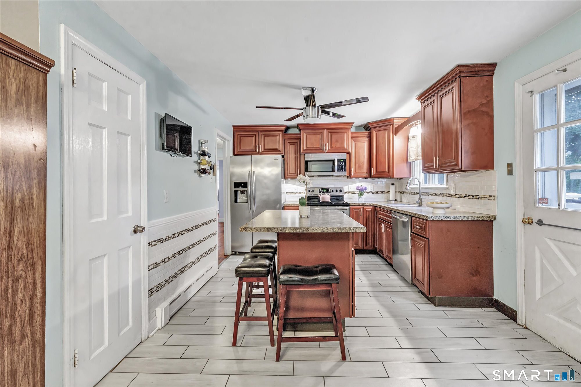 7 Thorburn Avenue Trumbull CT 06611