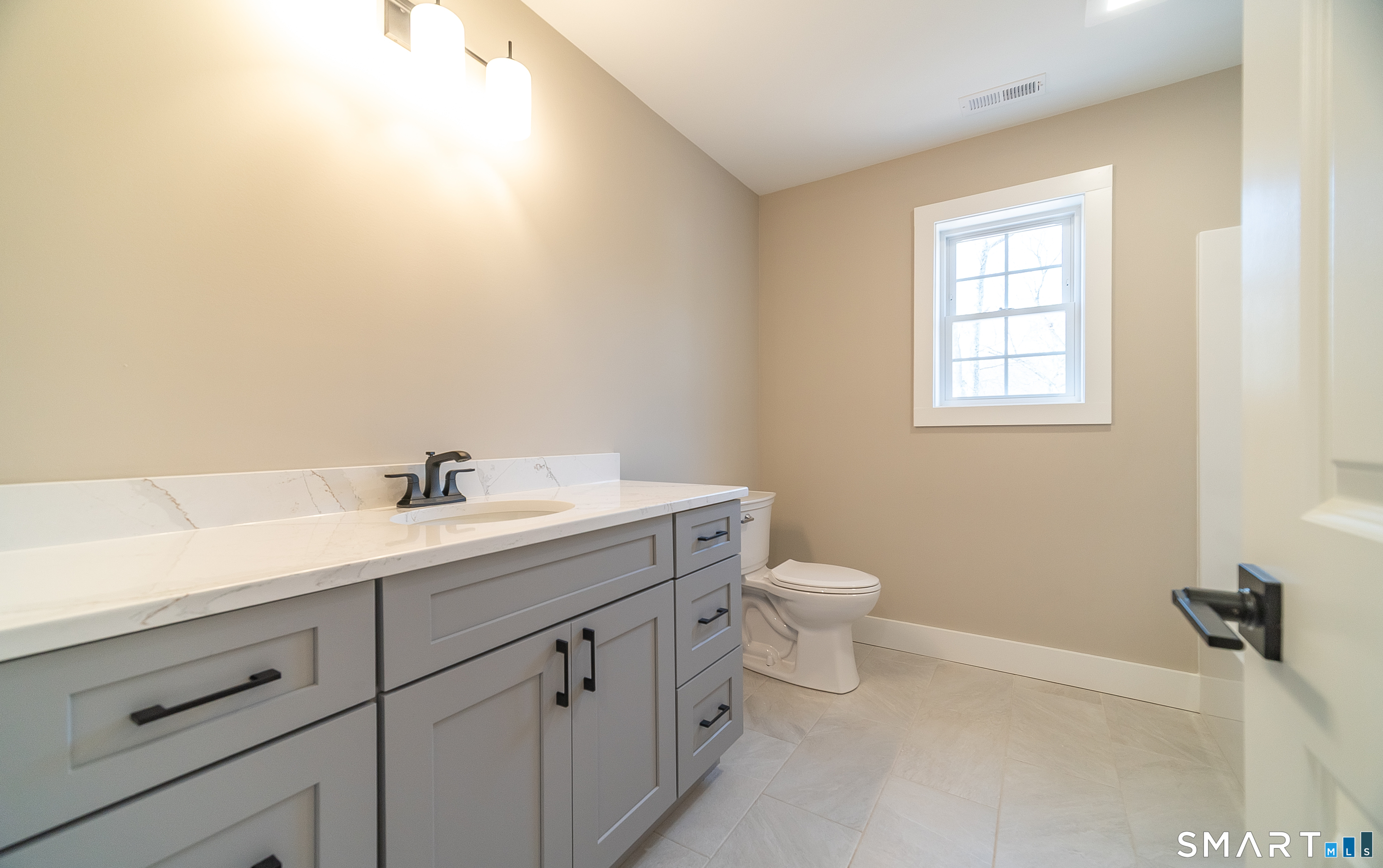 6 Beechwood Drive Essex CT 06442