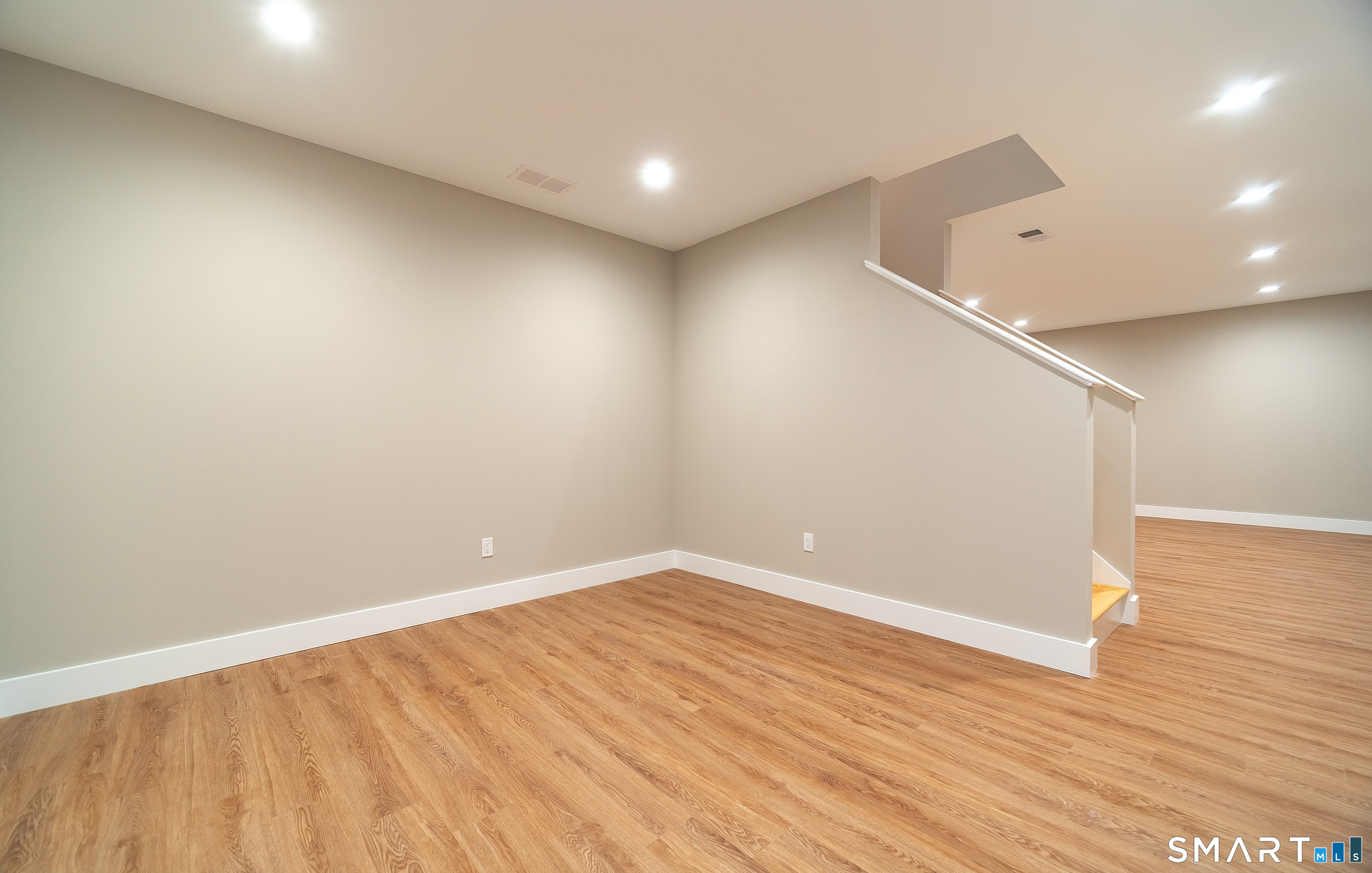 6 Beechwood Drive Essex CT 06442