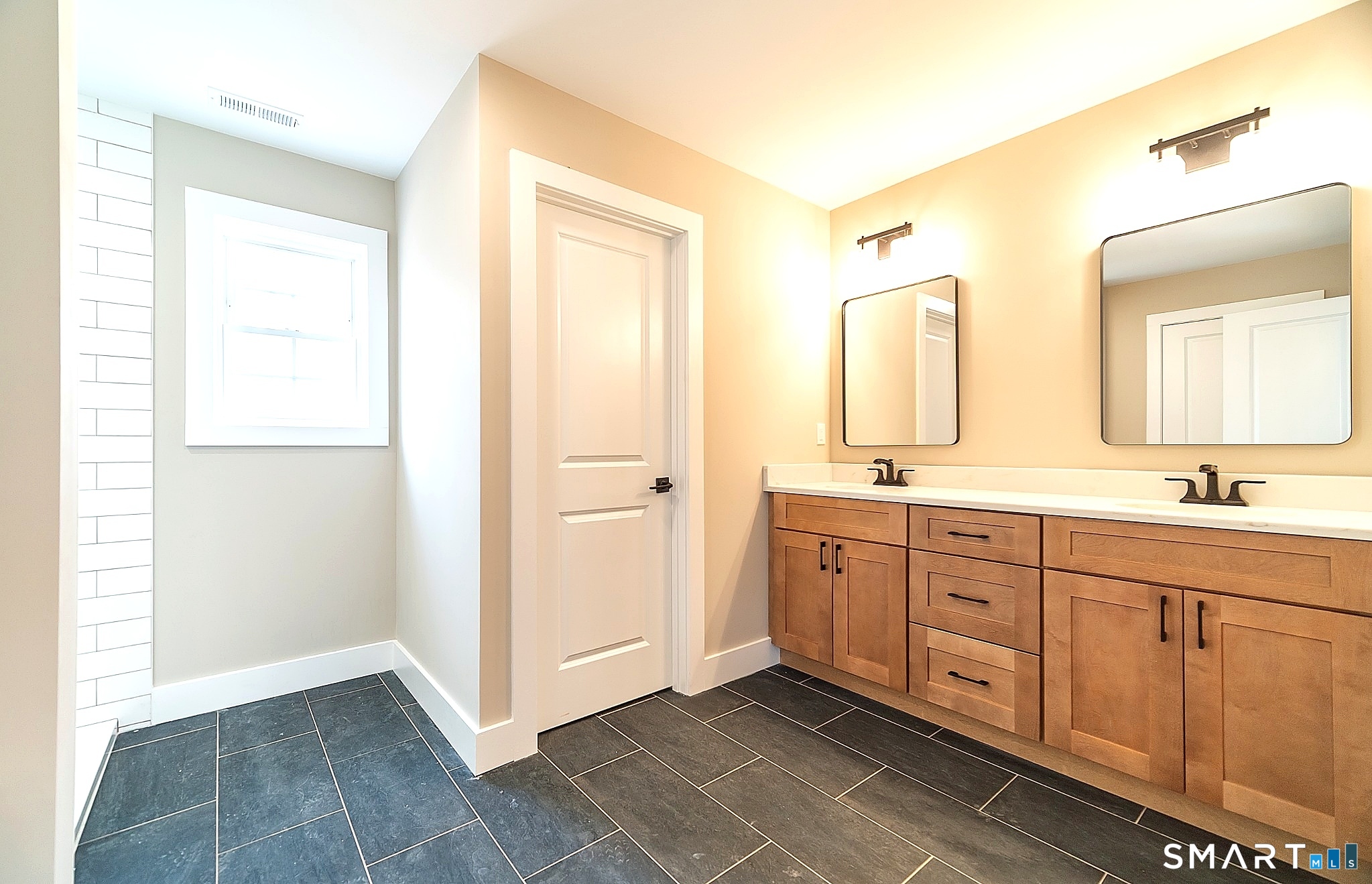 6 Beechwood Drive Essex CT 06442