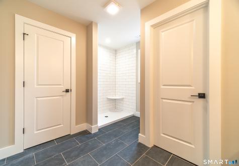 6 Beechwood Drive Essex CT 06442