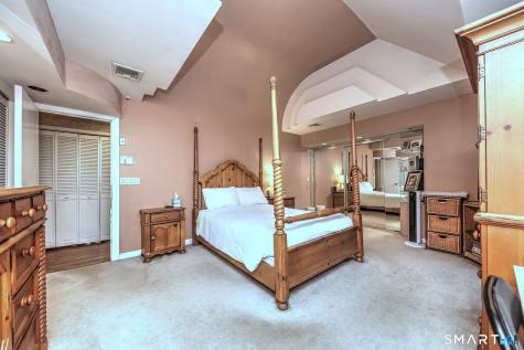 923 Garden Road Orange CT 06477
