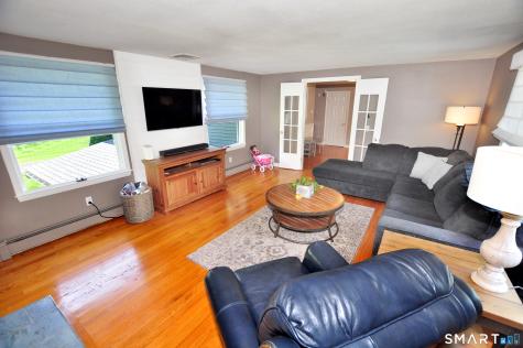 429 South Stone Street Suffield CT 06093