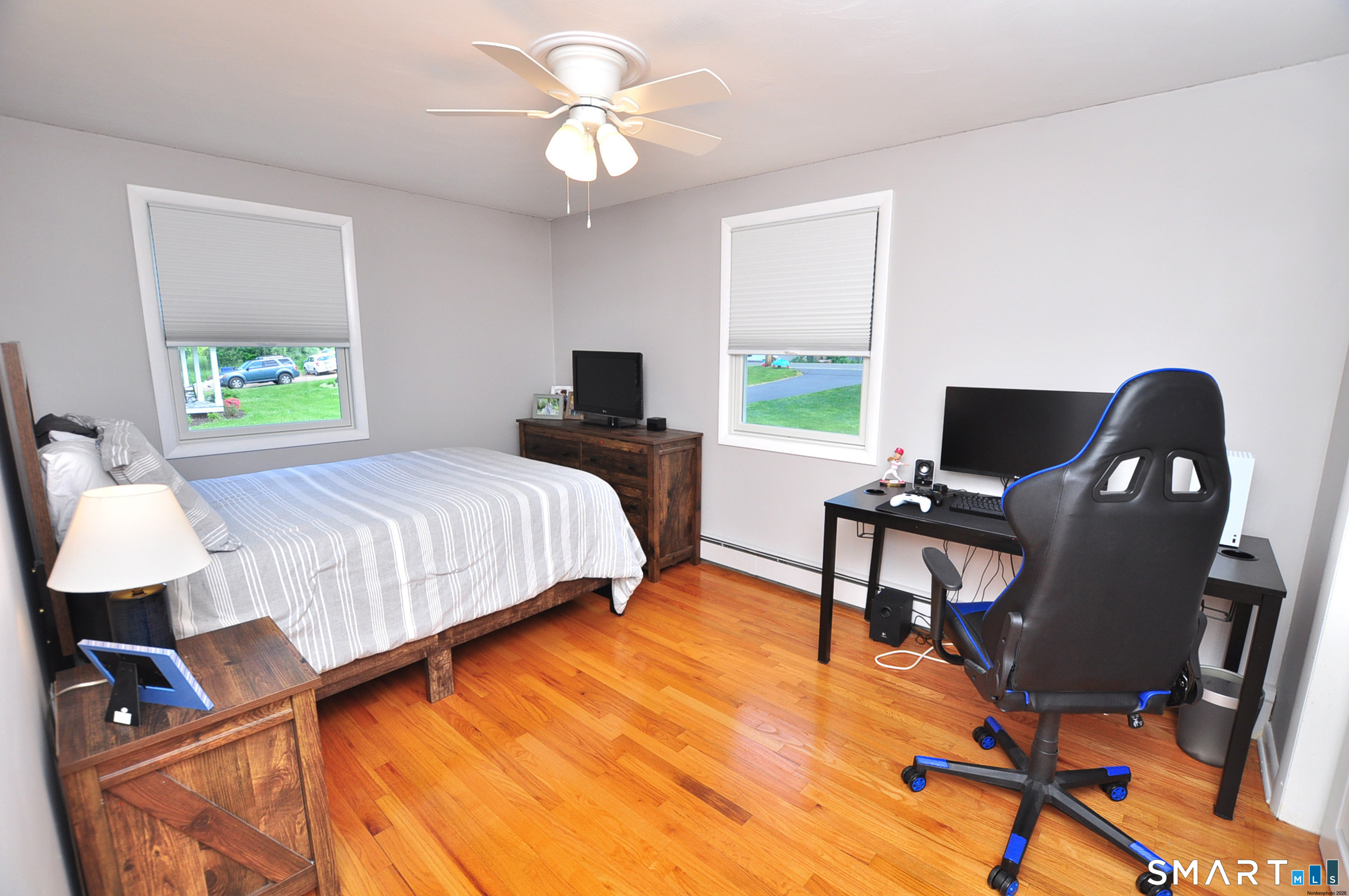 429 South Stone Street Suffield CT 06093