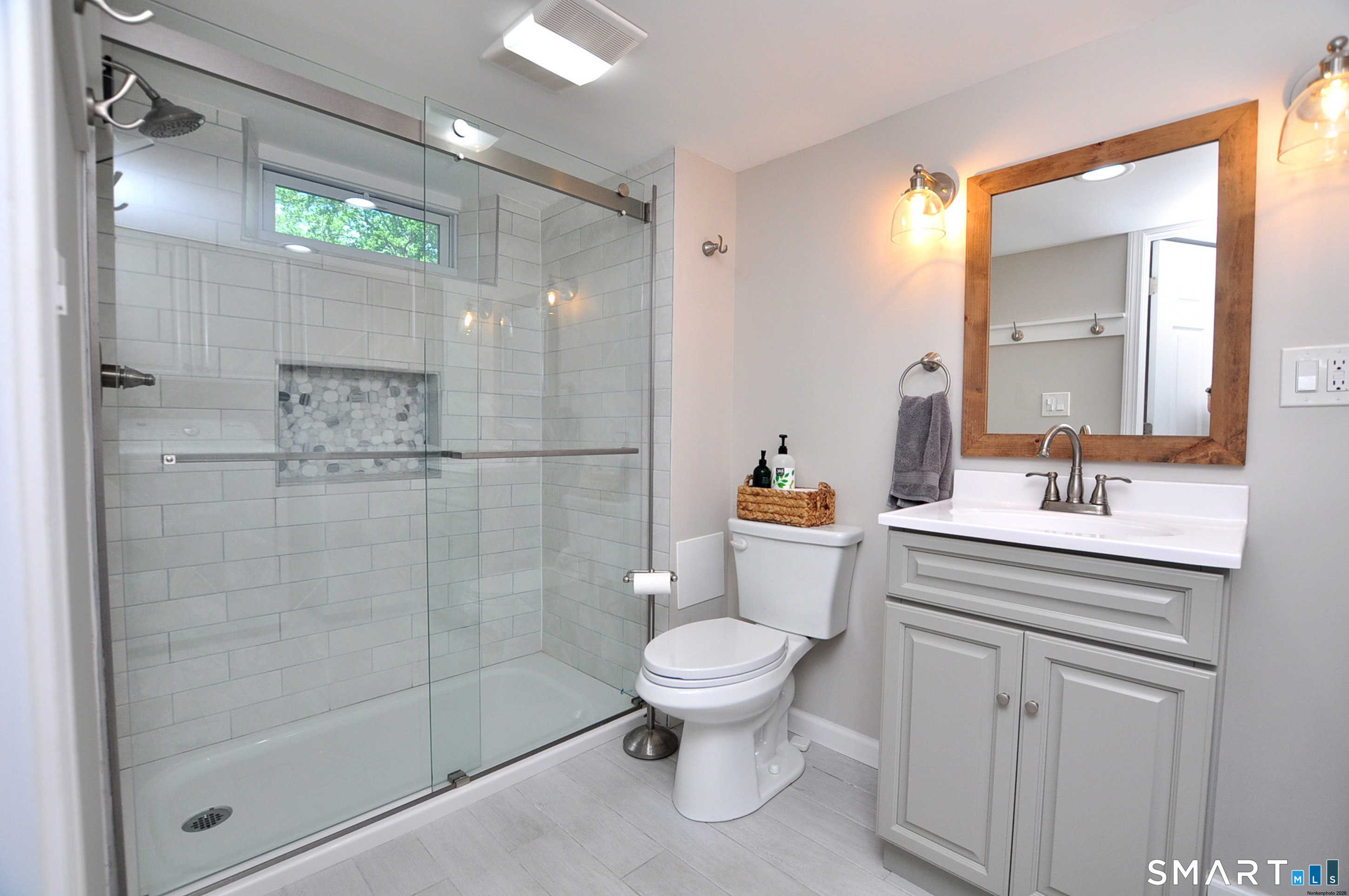 429 South Stone Street Suffield CT 06093