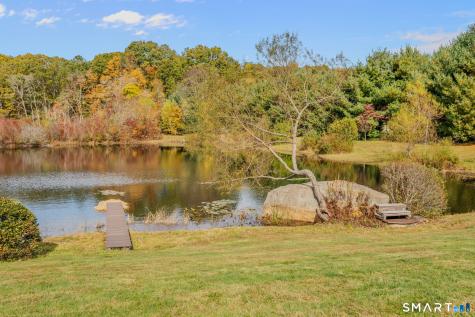 17 Hathaway Road East Lyme CT 06333
