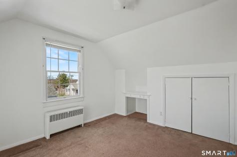 1 King Court Enfield CT 06082
