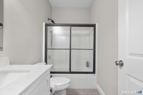 175 Ridgewood Road Middletown CT 06457