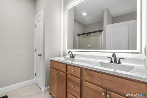 175 Ridgewood Road Middletown CT 06457