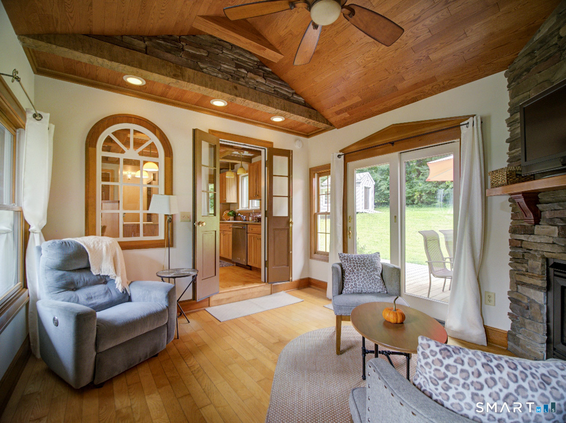 72 Willow Street Cheshire CT 06410