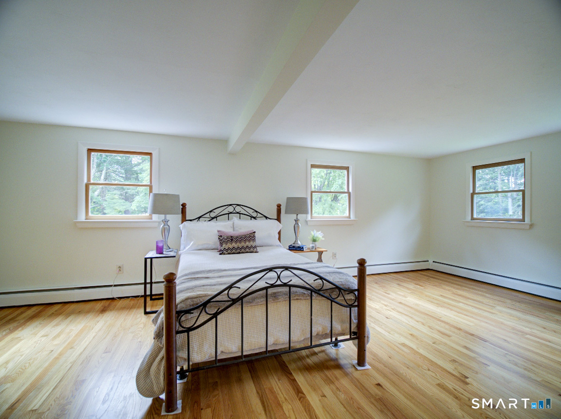 72 Willow Street Cheshire CT 06410