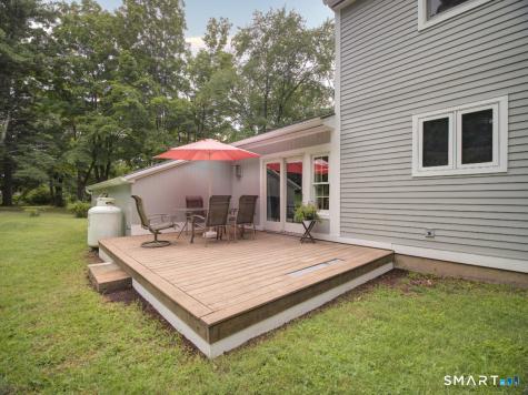 72 Willow Street Cheshire CT 06410