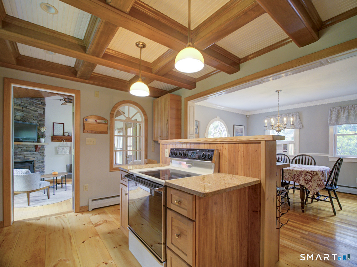 72 Willow Street Cheshire CT 06410