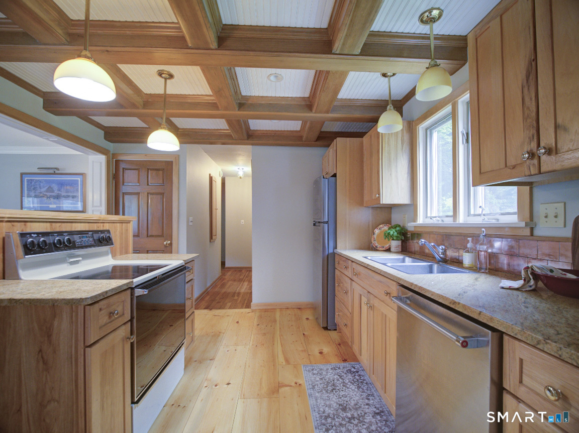 72 Willow Street Cheshire CT 06410