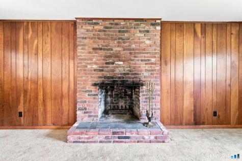 979 Farmington Drive Cheshire CT 06410