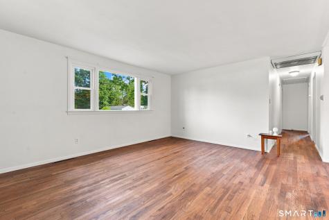 979 Farmington Drive Cheshire CT 06410