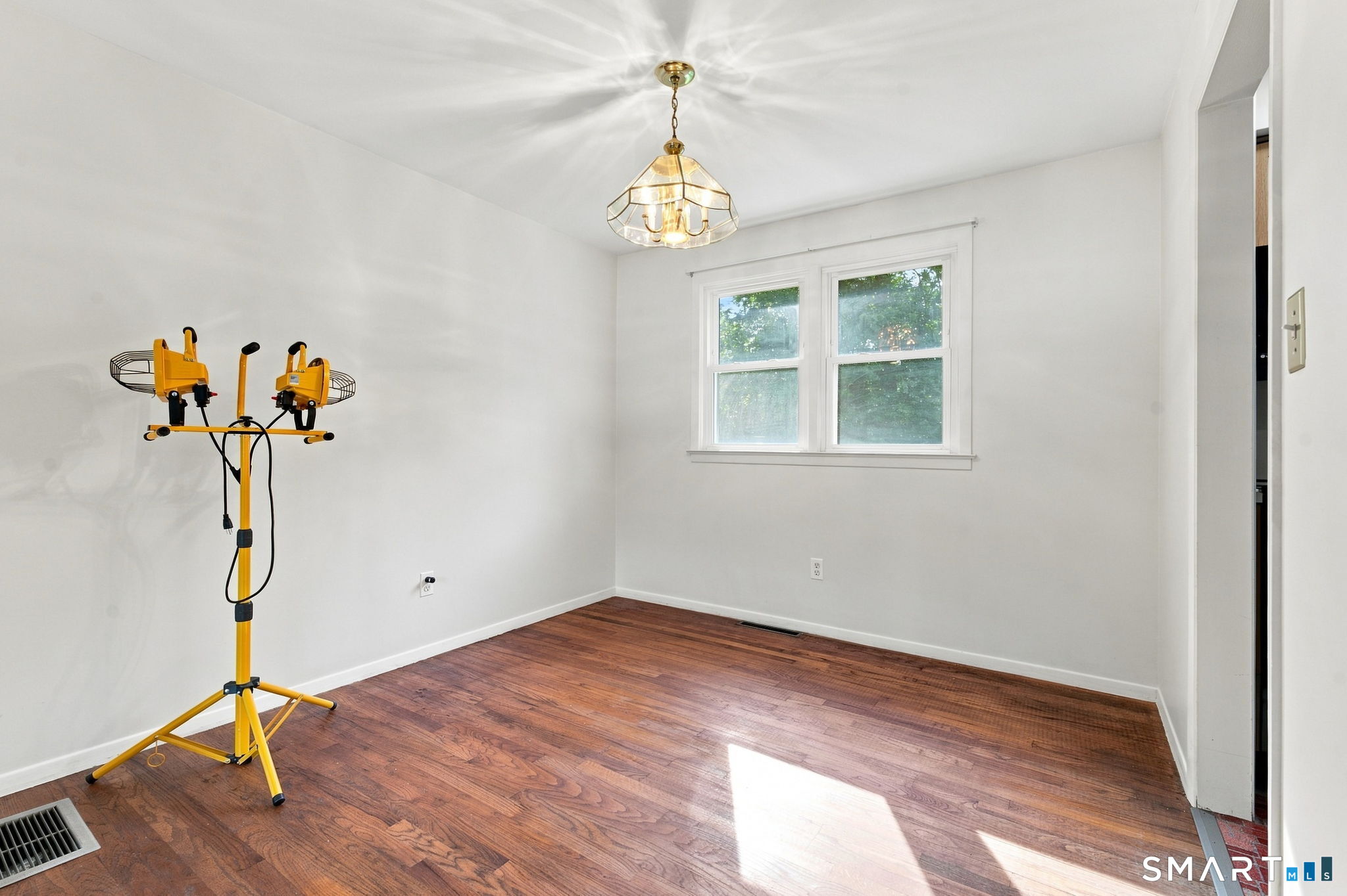 979 Farmington Drive Cheshire CT 06410