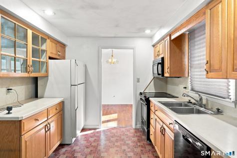 979 Farmington Drive Cheshire CT 06410