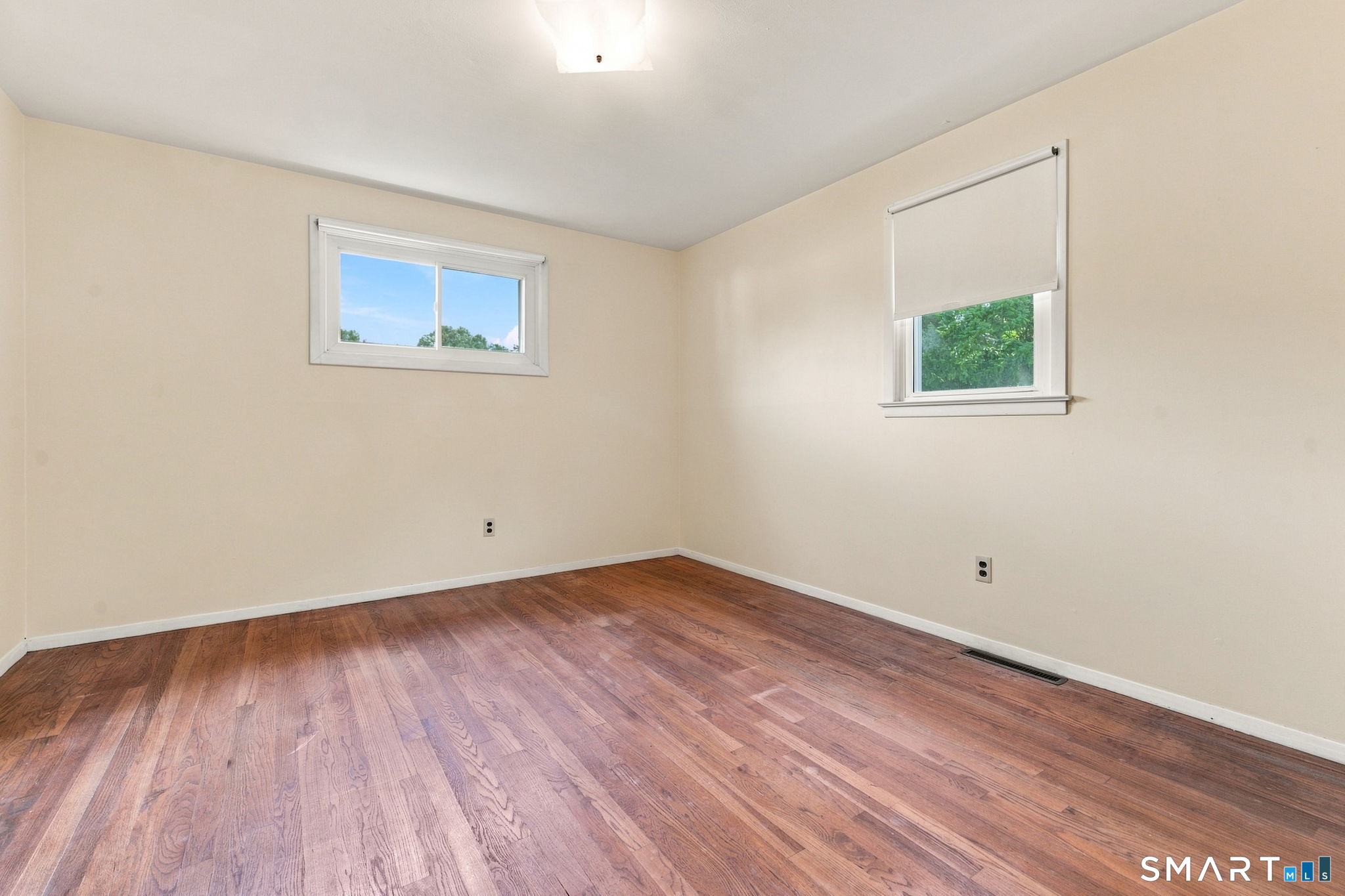 979 Farmington Drive Cheshire CT 06410