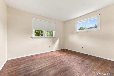979 Farmington Drive Cheshire CT 06410