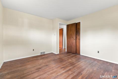 979 Farmington Drive Cheshire CT 06410