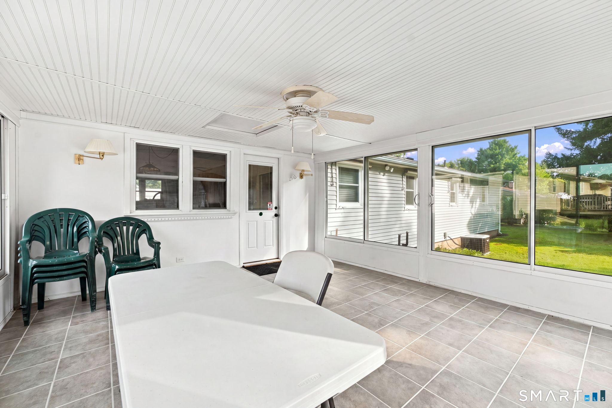 979 Farmington Drive Cheshire CT 06410