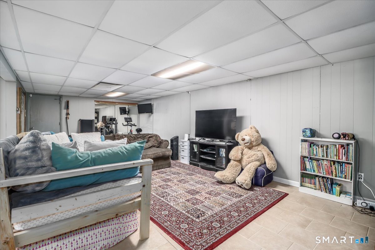 38 Aspetuck Pines Drive New Milford CT 06776