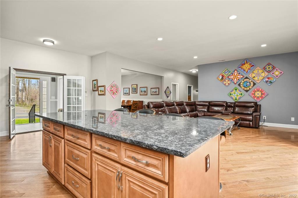 73 Strongtown Road Southbury CT 06488