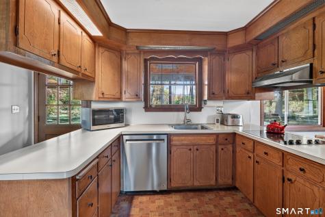 45 Forest Hills Drive Farmington CT 06032