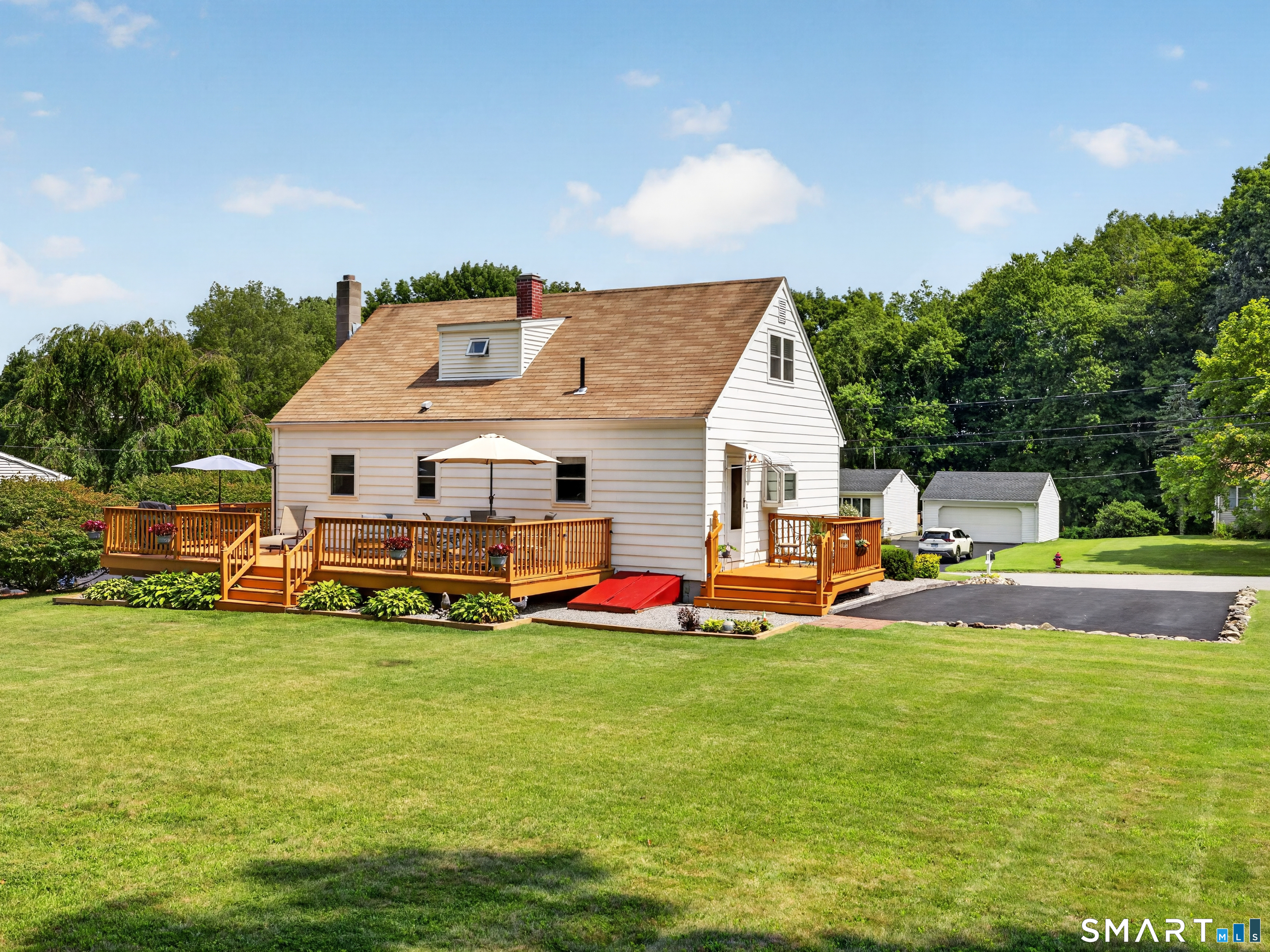 16 Philanne Drive Norwich CT 06360