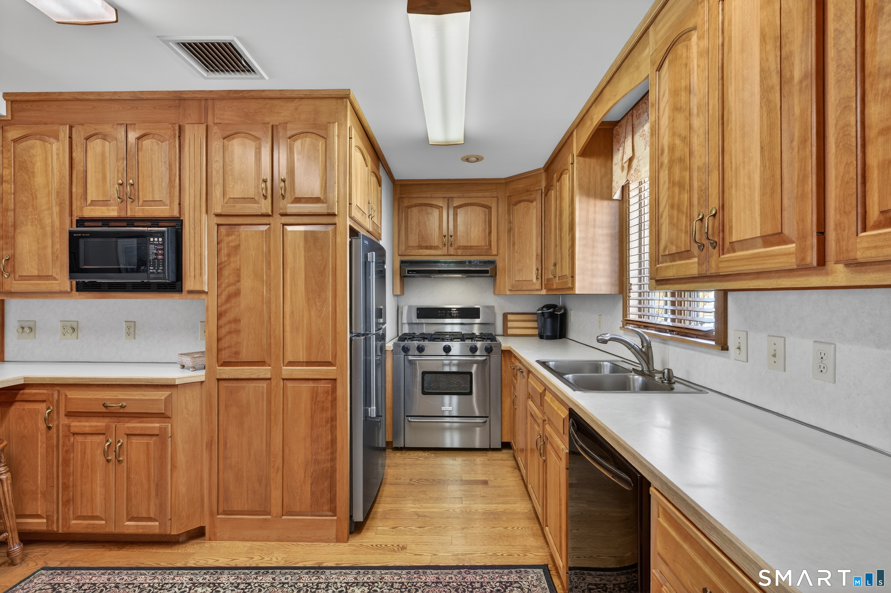 40 Holmes Street Stonington CT 06355