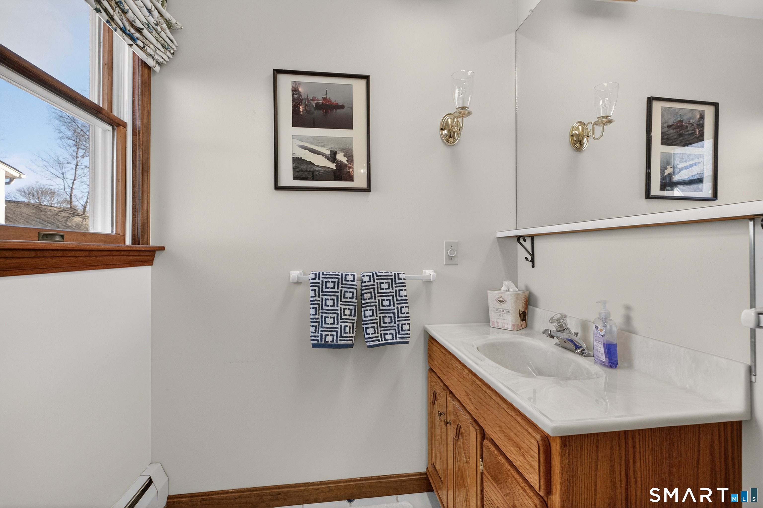 40 Holmes Street Stonington CT 06355